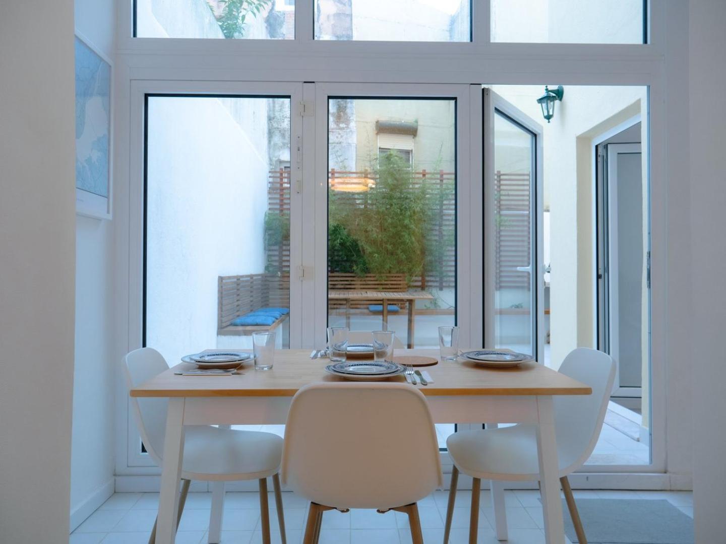 Apartment 2br With Large Private Terrace | By Airnest Lissabon